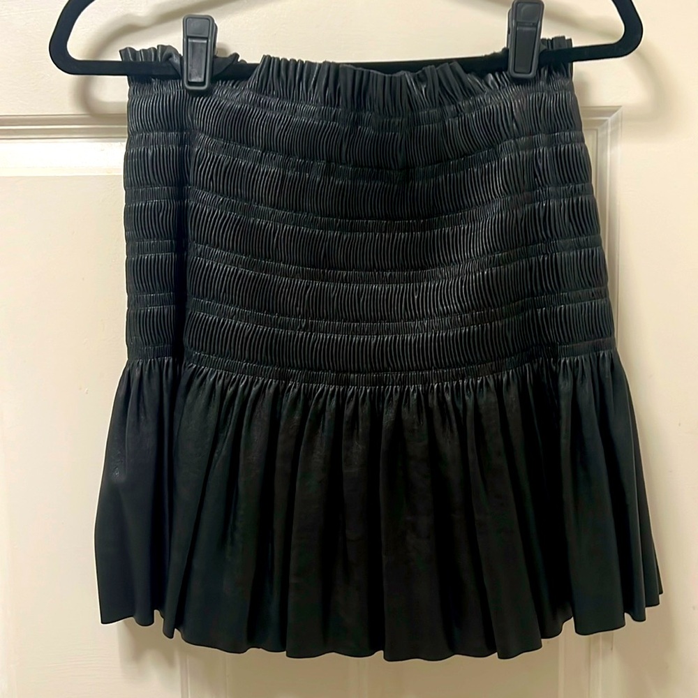 Leather skirt smocked, endless rose, size Small